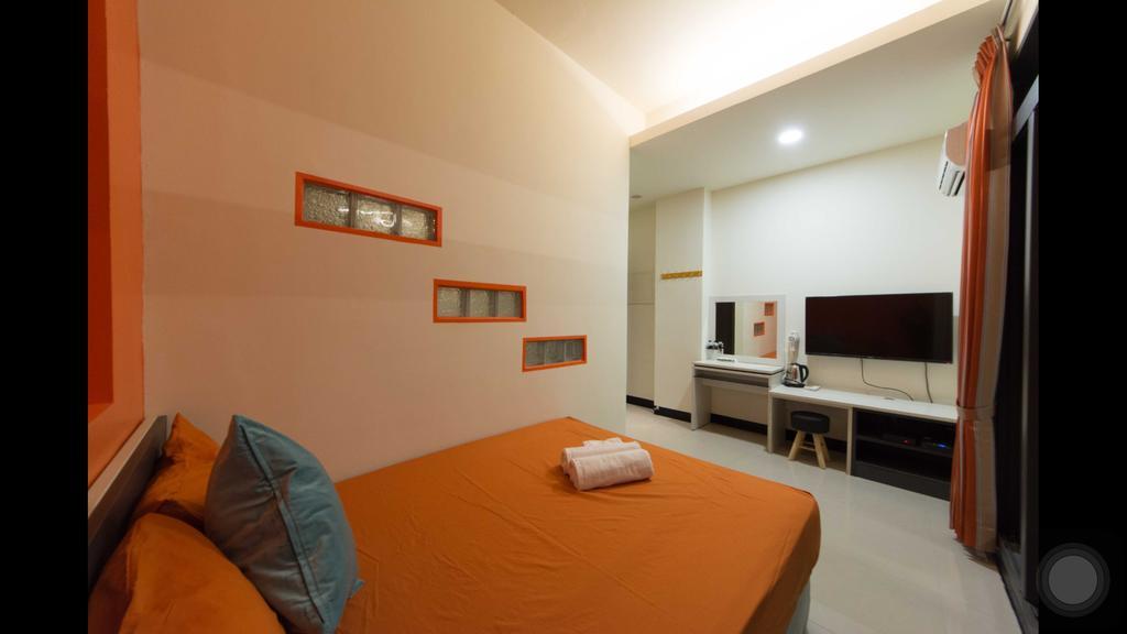 Kenting Orange Homestay Хенгчун Экстерьер фото